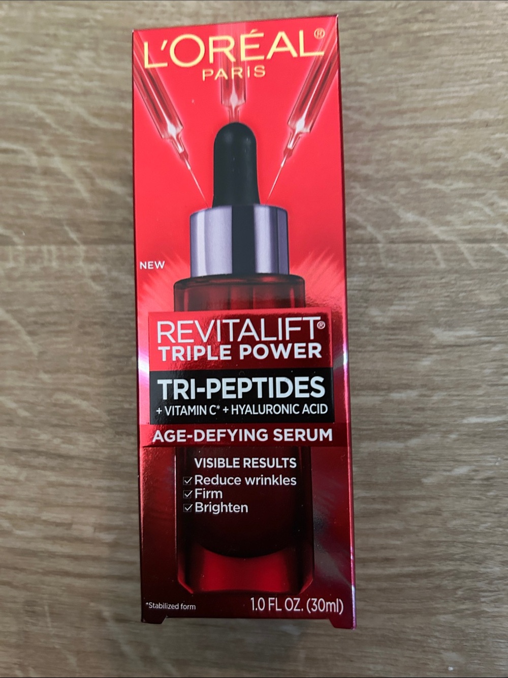 L'Oréal Revitalift Triple Power Age-Defying Serum - Red